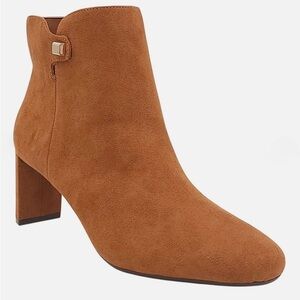 ALFANI Elegant Tan Ankle Boots Size 7.5